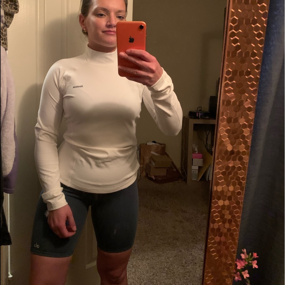 Reebok active pullover - Picture 2 of 6